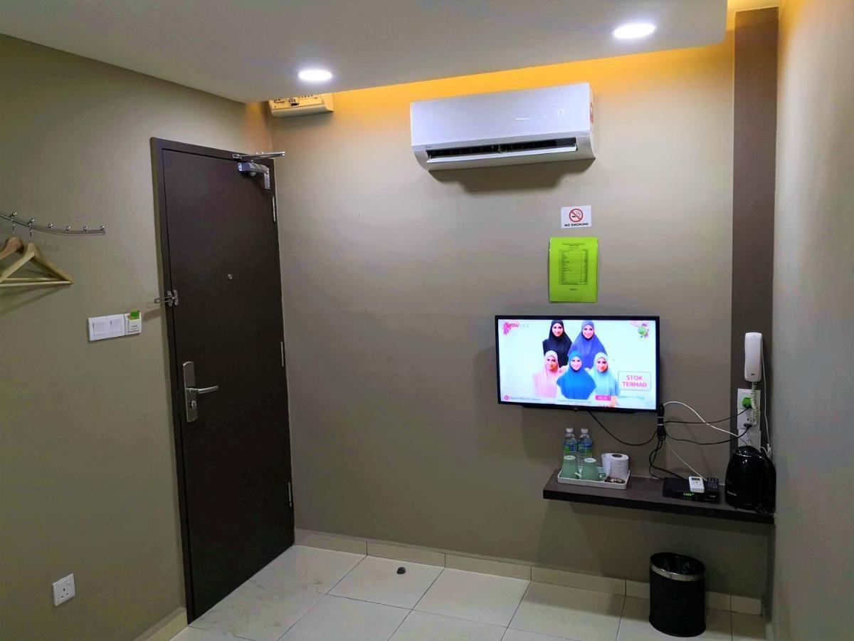 Tropika Garden Hotel Johor Bahru Exterior foto