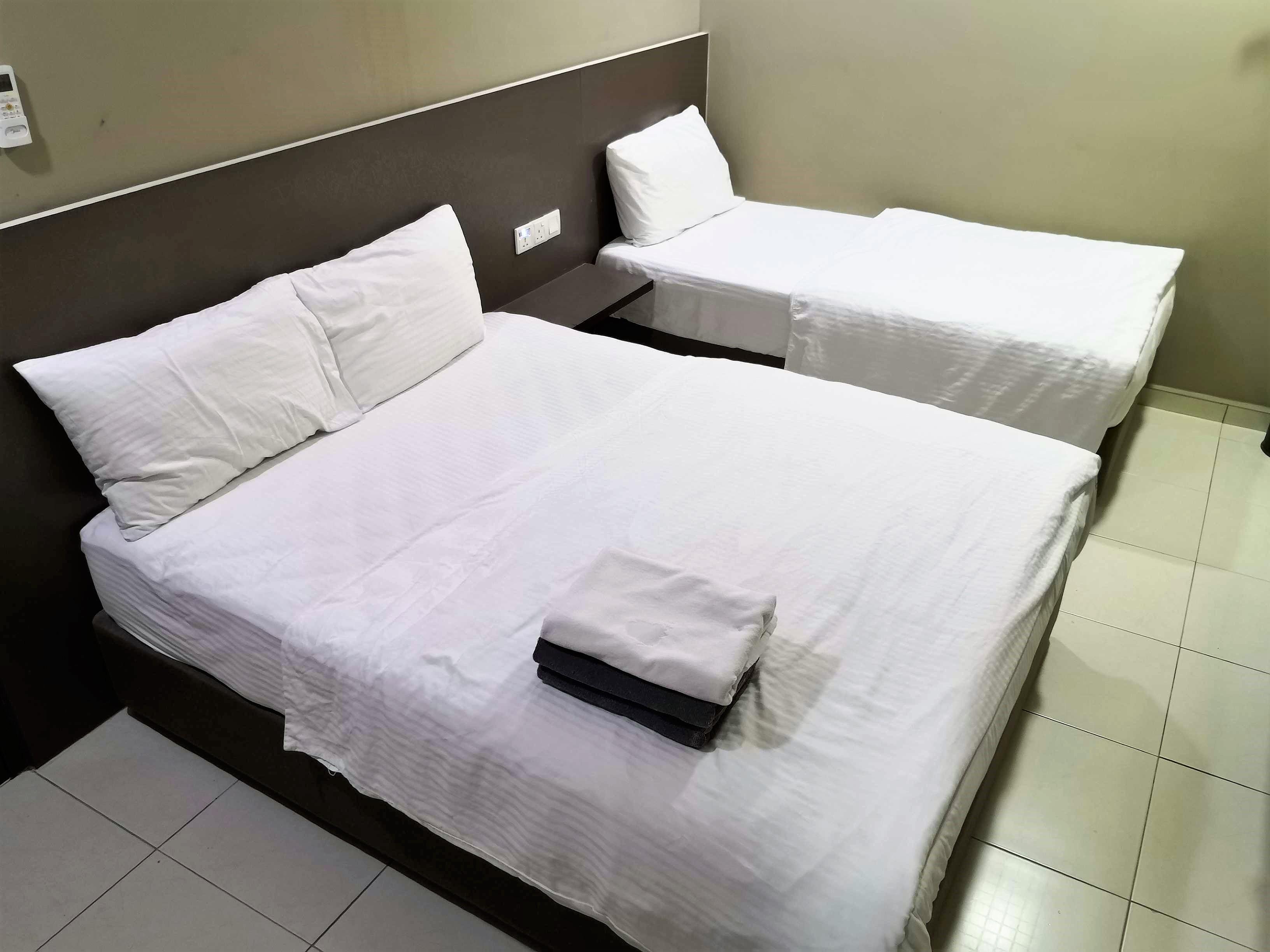 Tropika Garden Hotel Johor Bahru Exterior foto
