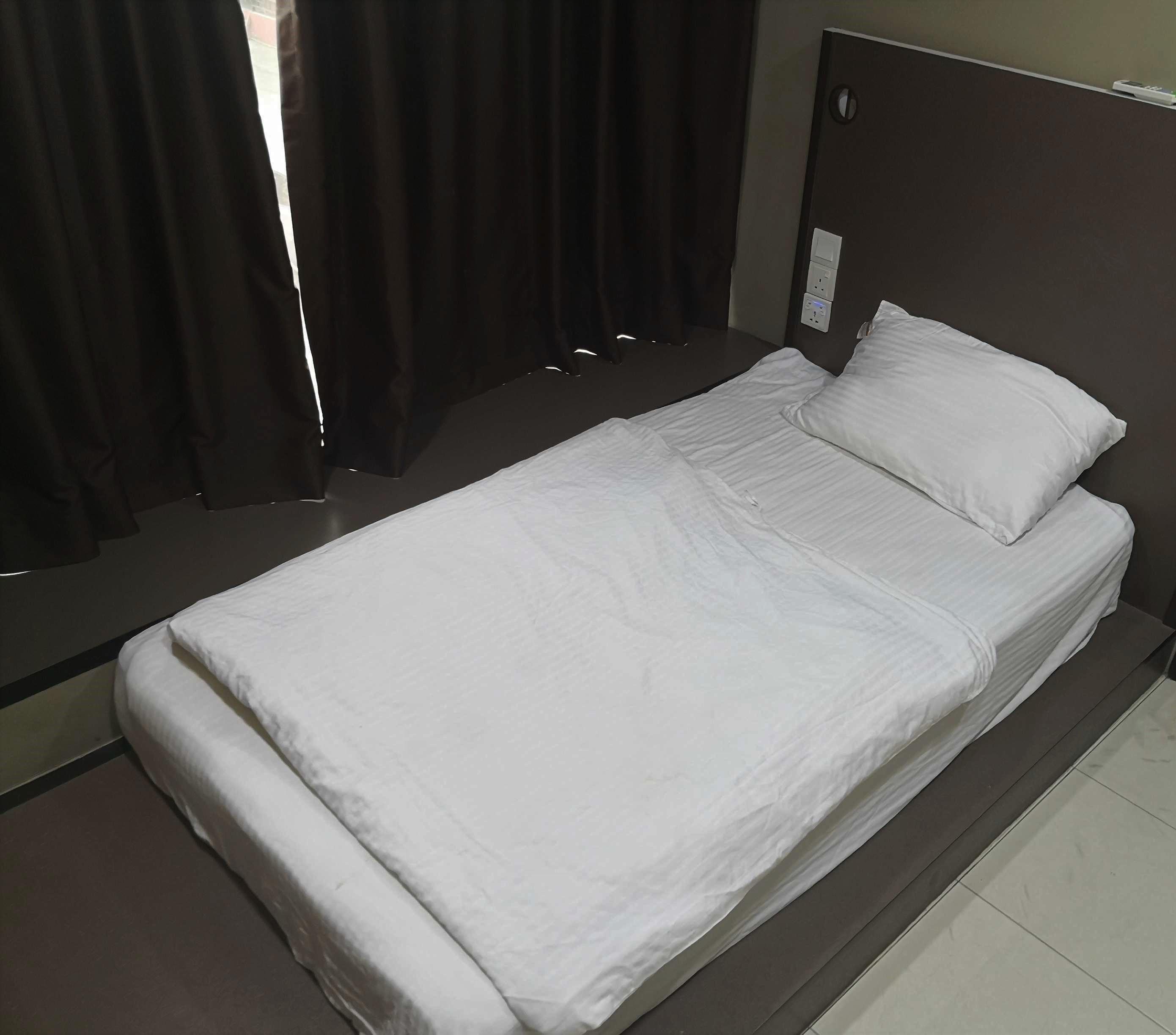 Tropika Garden Hotel Johor Bahru Exterior foto