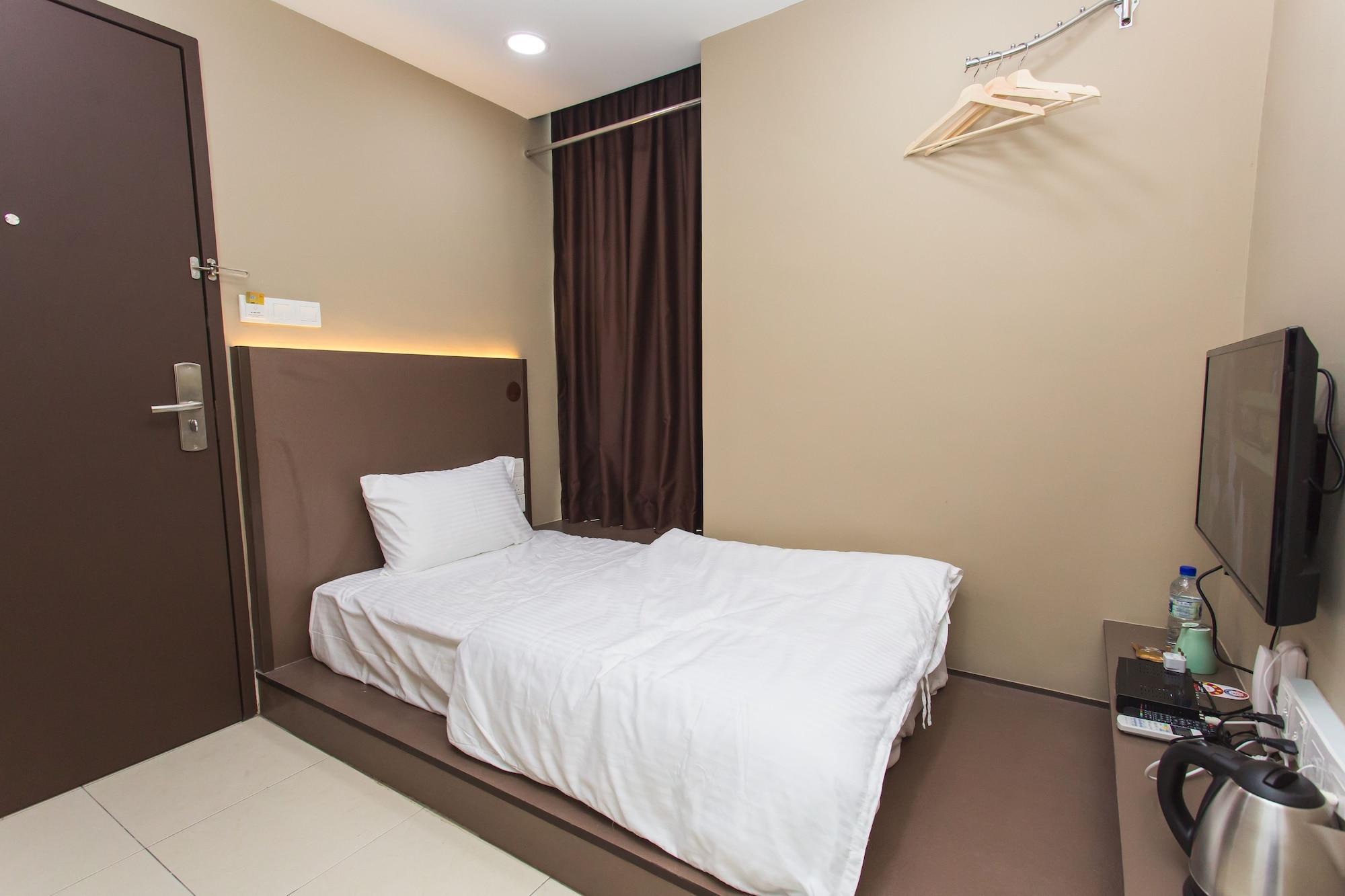 Tropika Garden Hotel Johor Bahru Exterior foto
